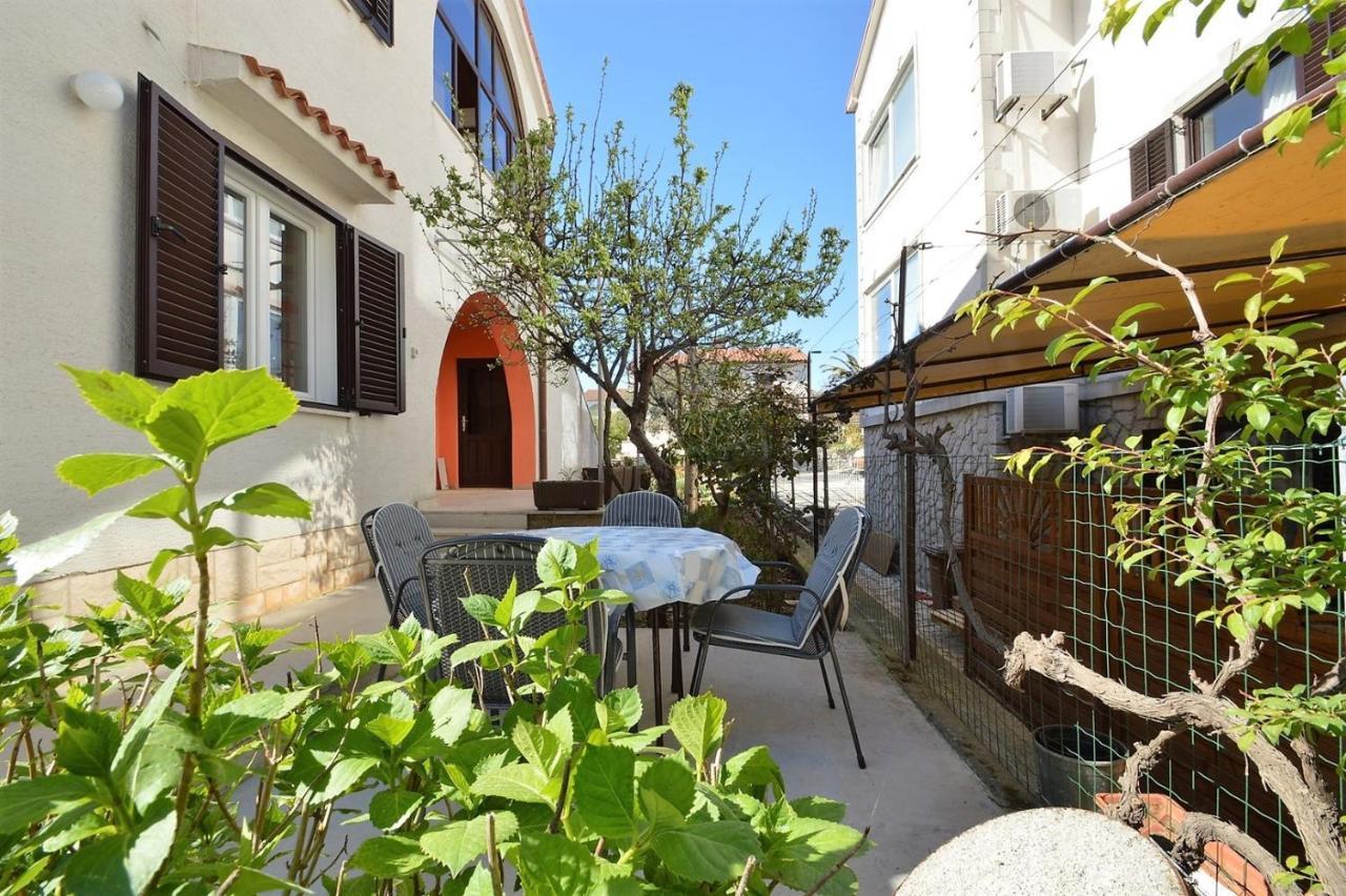 Rahela Hotel Mali Losinj Bagian luar foto